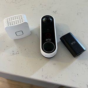 Arlo wireless doorbell camera with bridge
